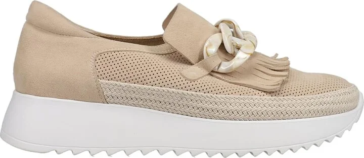 Vaneli Women's Qerene Sneaker