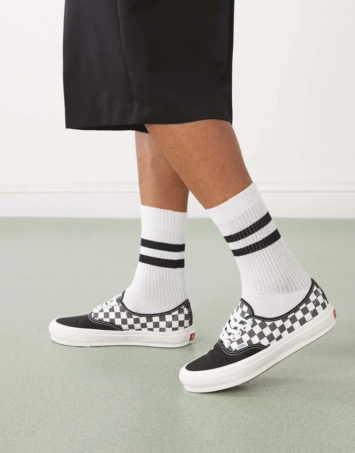 Vans Authentic sneakers in black and white checkerboard