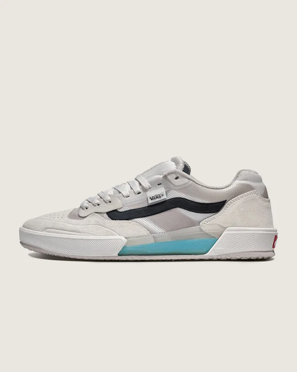 Vans AVE 2.0 Shoes (White) - 4.5 Boys / 6.0 Women
