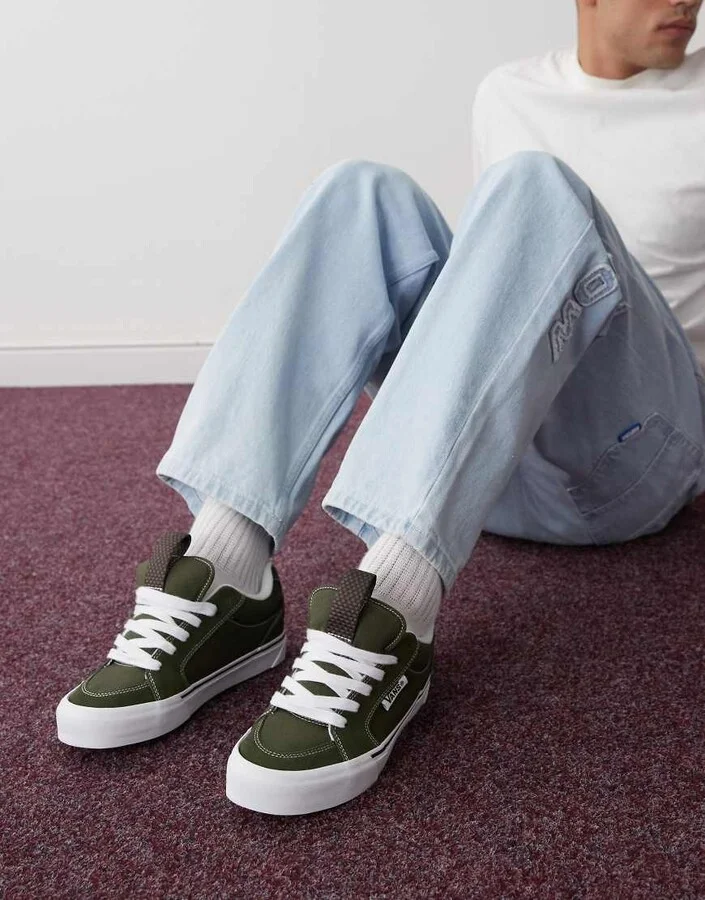 Vans Chukka Push sneakers in olive green - Image 4