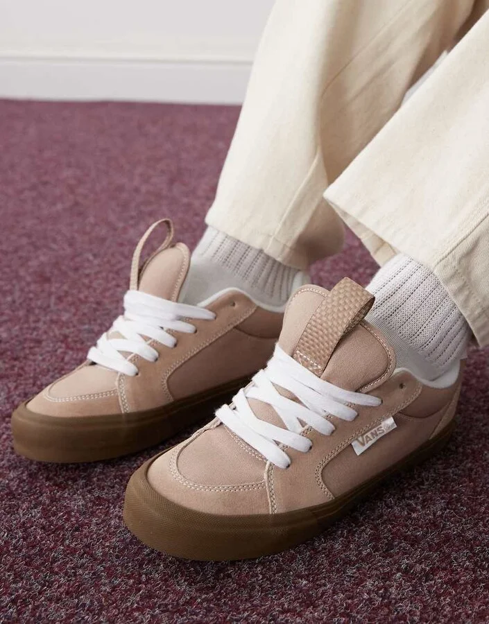 Vans Chukka Push sneakers in sepia