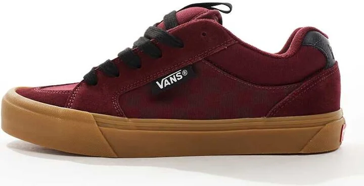Vans Chukka Push sneakers with gum soles in checkerboard burgundy - Image 2