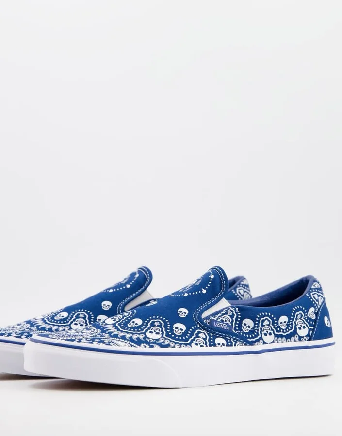 Vans Classic Slip-on Bandana sneakers in blue