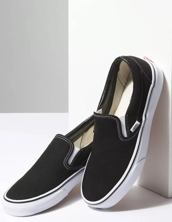 VANS Classic Slip-On Black Shoes - Image 3