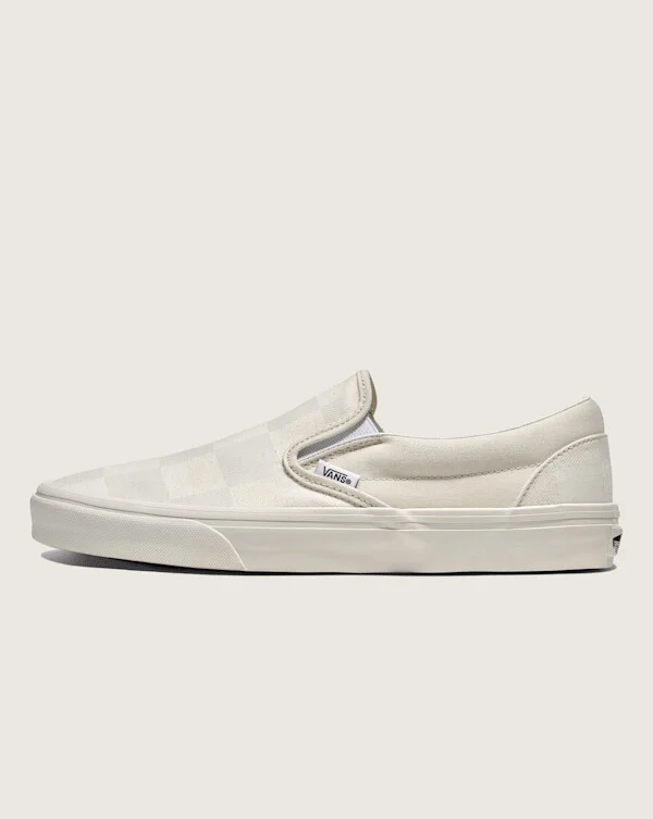Vans Classic Slip-On Checkerboard Shoes (Marshamallow White) - 3.5 Boys / 5.0 Women