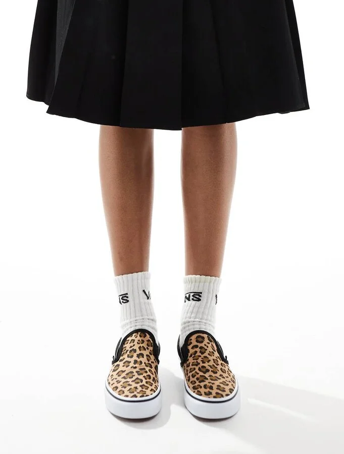 Vans Classic Slip-On sneakers in leopard print - Image 3