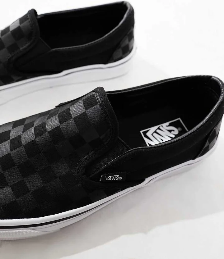 Vans Classic slip-on sneakers with checkerboard print in gray and black - Image 3