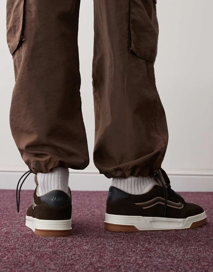 Vans Hylane sneakers in brown - Image 4