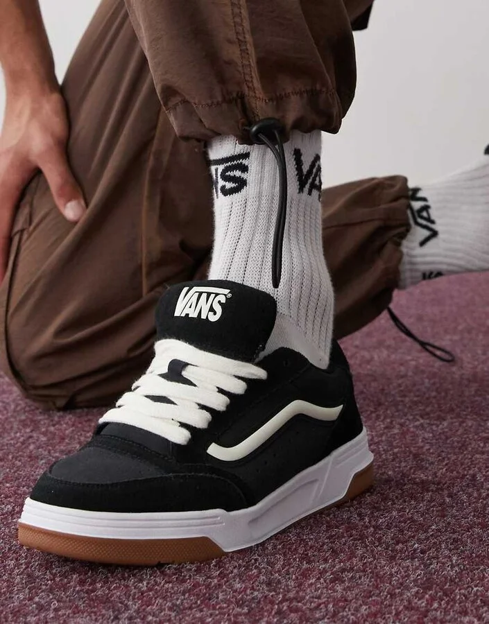 Vans Hylane sneakers in nineties black - Image 3
