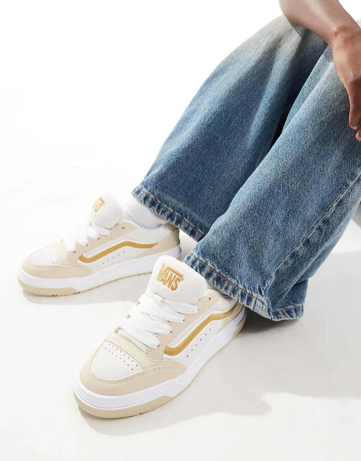 Vans Hylane sneakers in yellow and cream - Image 3