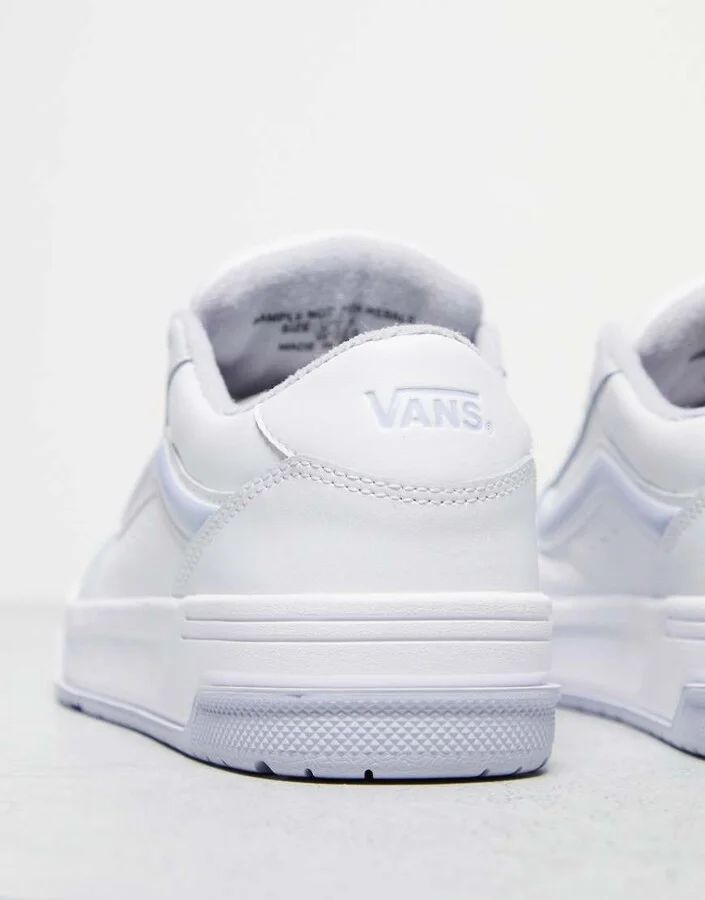 Vans Hylane sneakers with in white and blue - Image 3