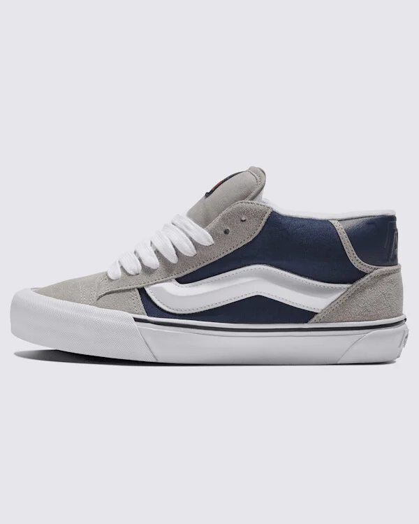 Drizzle Grey / Navy Blue