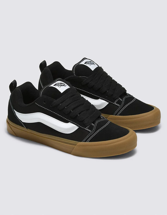 Black/brown