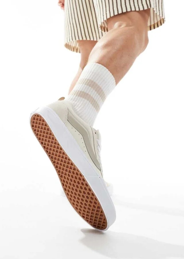 Vans Knu Skool sneakers in beige - Image 3