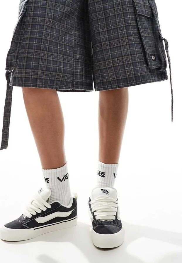 Vans Knu Skool sneakers with suede in gray - Image 3