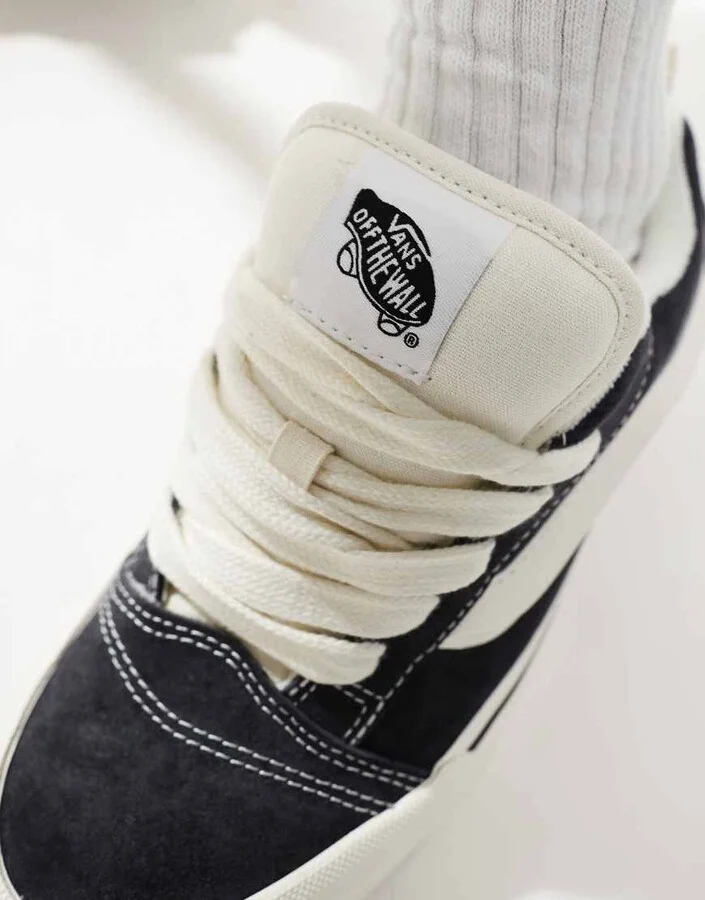 Vans Knu Skool sneakers with suede in gray - Image 4