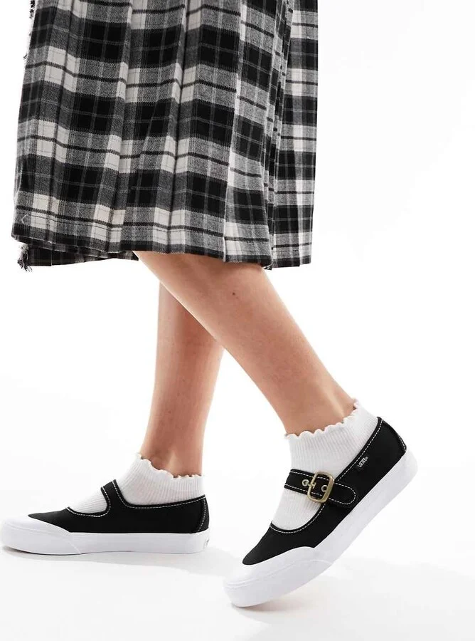 Vans Mary Jane sneaker flats in black and white - Image 4