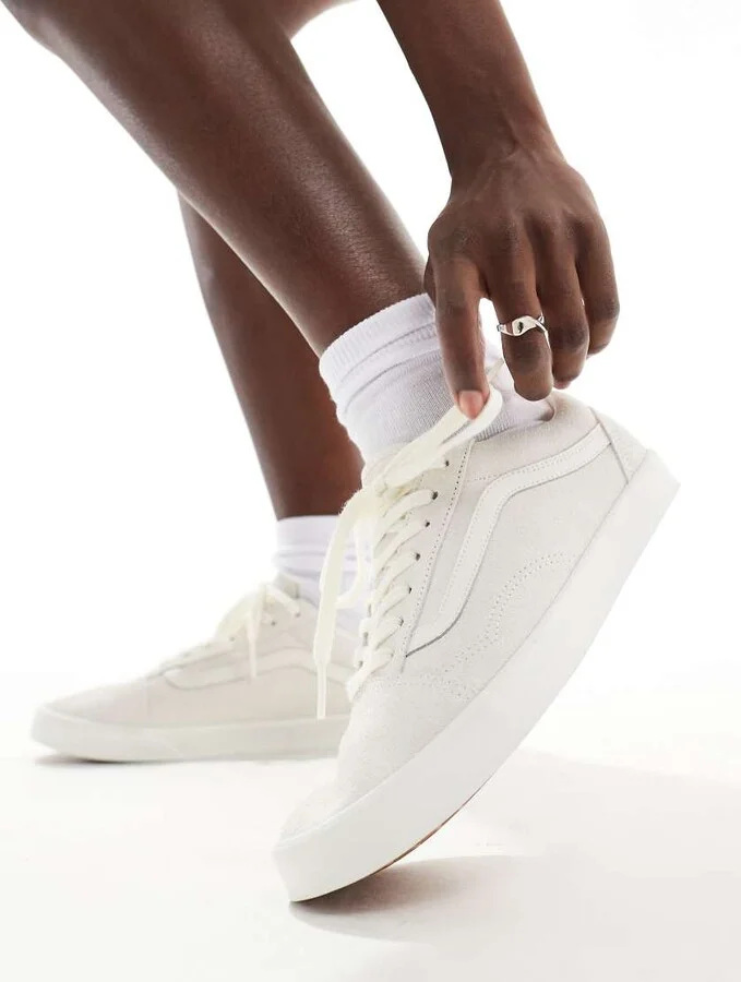 Vans Old Skool Lowpro sneakers in white