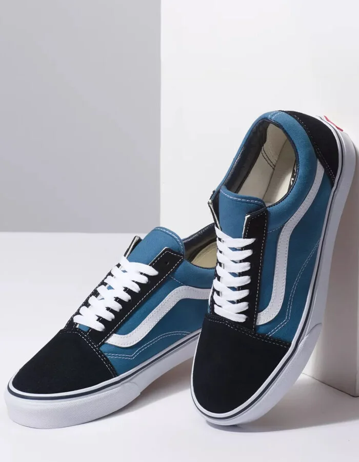VANS Old Skool Navy & White Shoes - Image 4