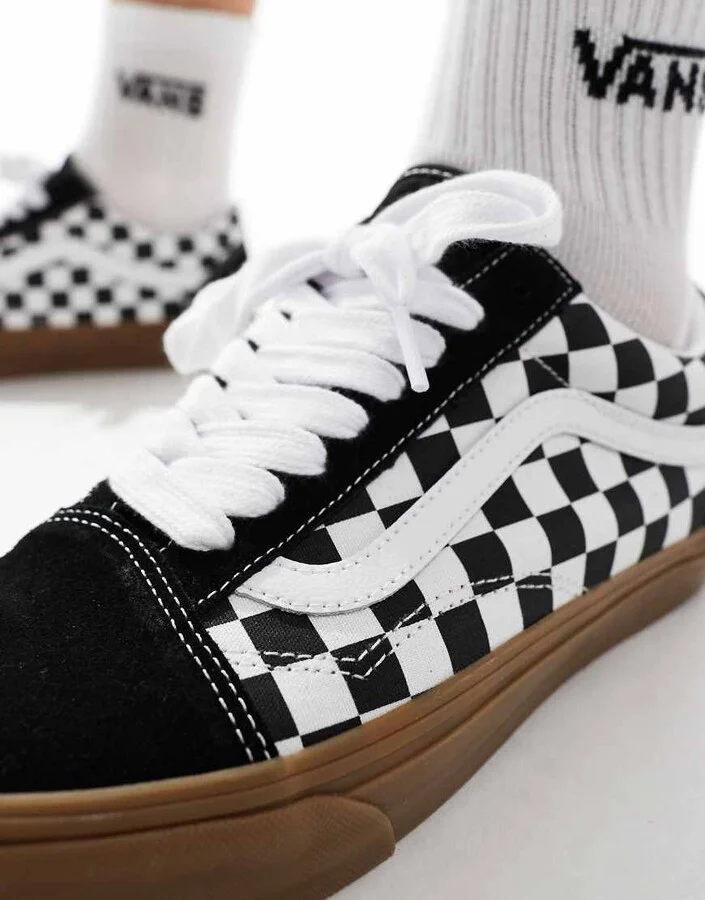 Vans Old Skool rubber sole sneakers in black and white checkerboard print - Image 4