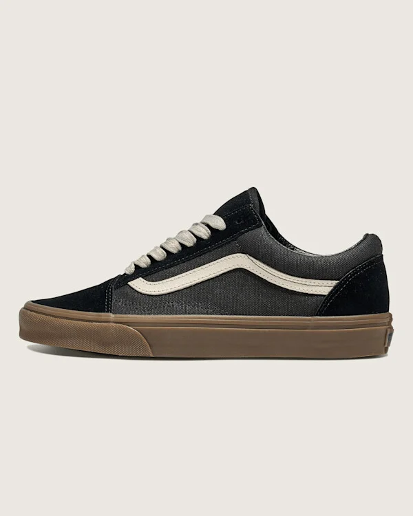 Vans Old Skool Shoes (Black / Gum) - 7.5 Men 9.0 Women