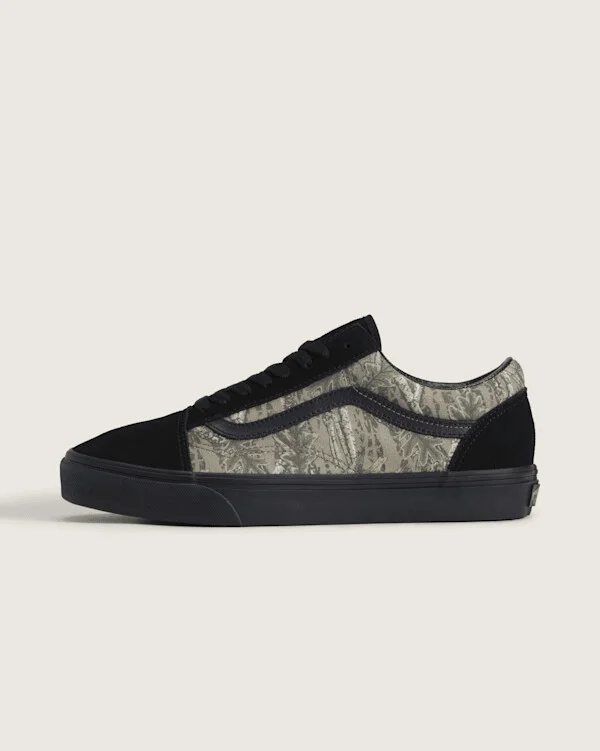 Vans Old Skool Shoes (Camo Black) - 3.5 Boys / 5.0 Women