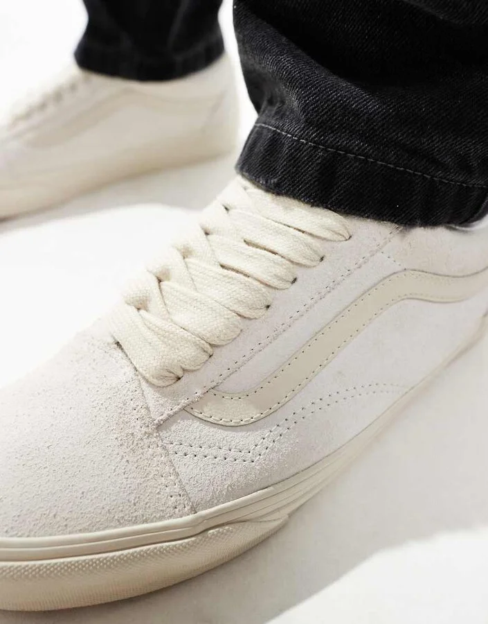 Vans Old Skool sneakers with oversized laces in marshmallow white - Image 4