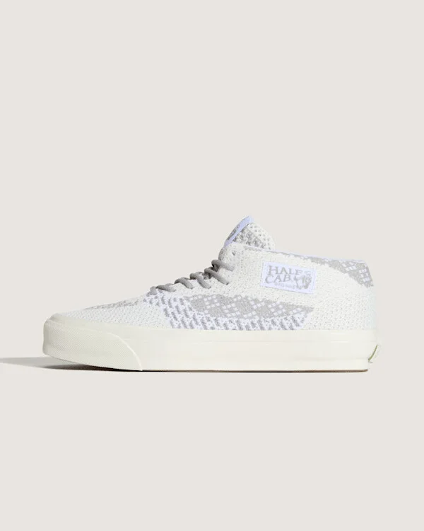 Vans Premium Half Cab Shoes (Frost Gray) - 4.5 Boys / 6.0 Women