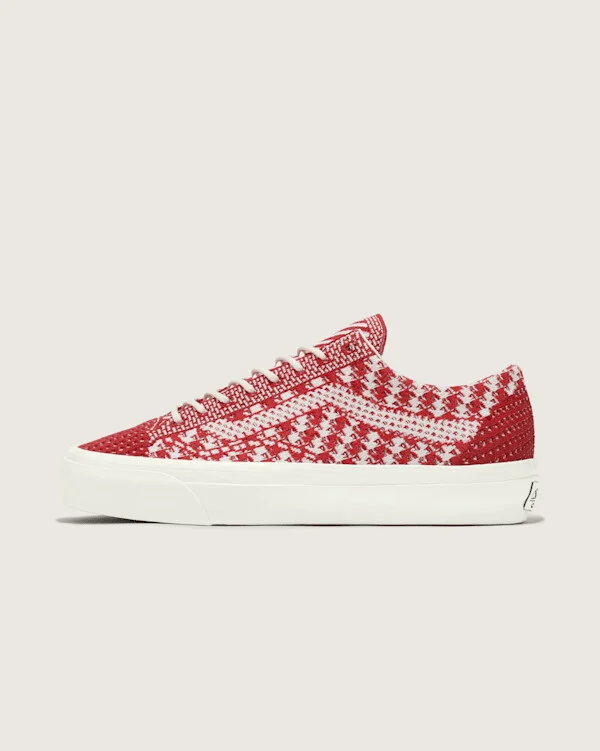 Chili Pepper Red / White