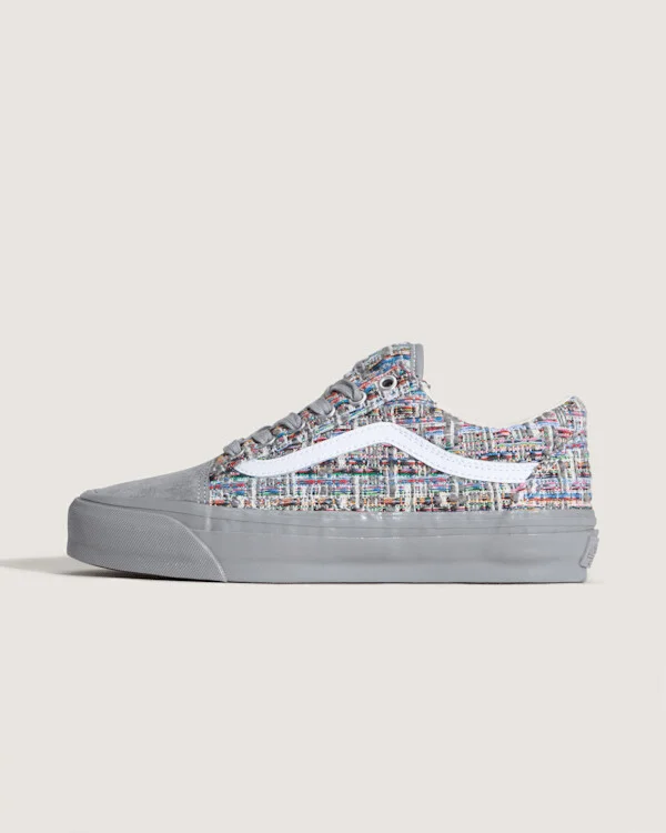Vans Premium Old Skool Shoes (Frost Gray) - 3.5 Boys / 5.0 Women