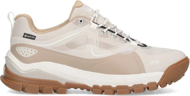 Vans Round Toe Lace-Up Sneakers