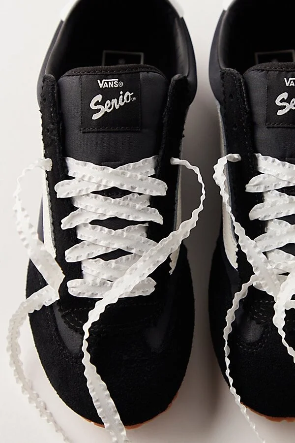 Vans Super Lowpro Lace Sneakers