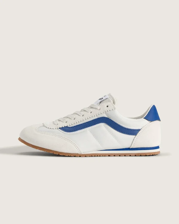 Marshmallow White / True Blue