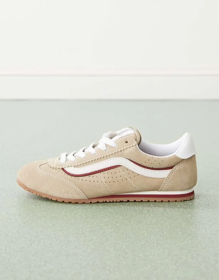 Vans Super Lowpro sneakers in beige and white - Image 2