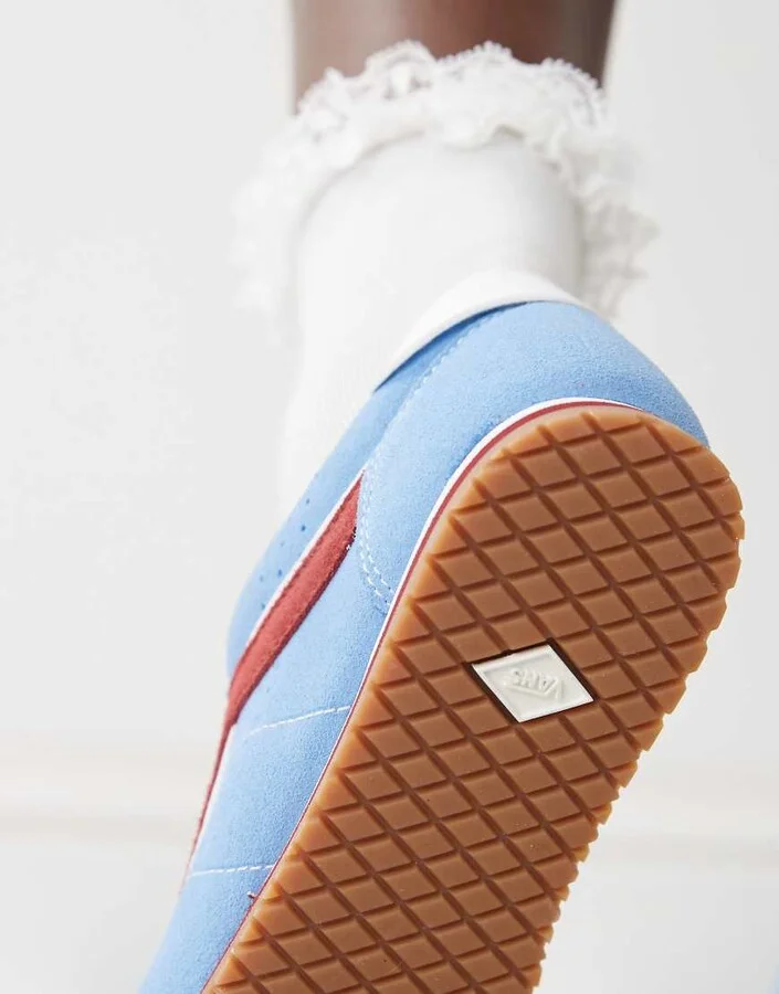 Vans Super Lowpro sneakers in blue and red - Image 3