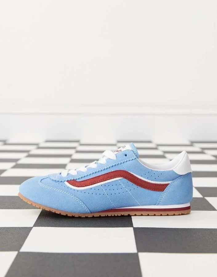 Vans Super Lowpro sneakers in blue and red