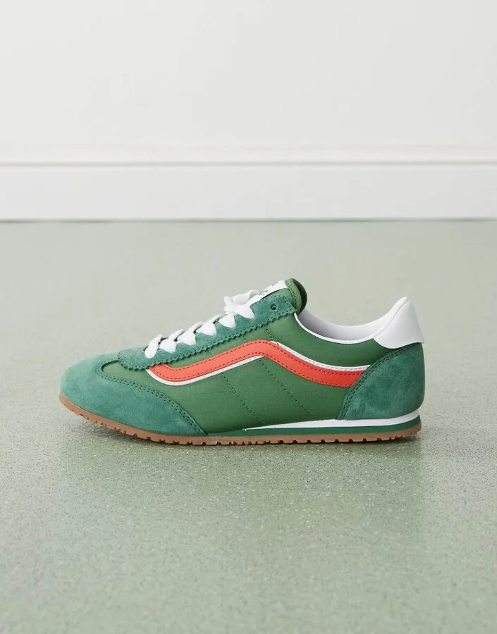 Vans Super Lowpro sneakers in green and red - Image 2