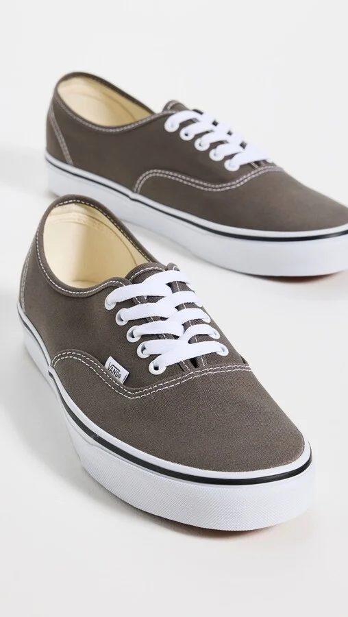 Vans U Authentic Sneakers - Image 4