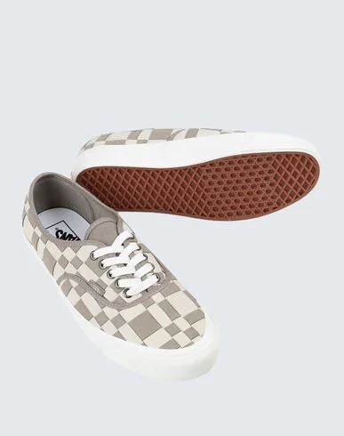 Vans Ua Authentic 44 Dx Man Sneakers - Image 2