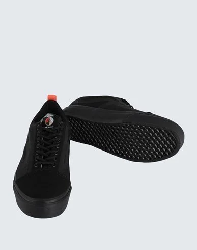 Vans Ua Old Skool Gtx Vr3 Man Sneakers - Image 2