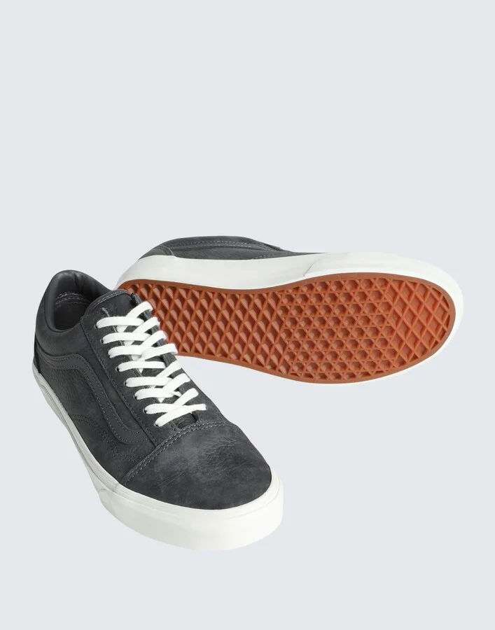 Vans Ua Old Skool Woman Sneakers - Image 4