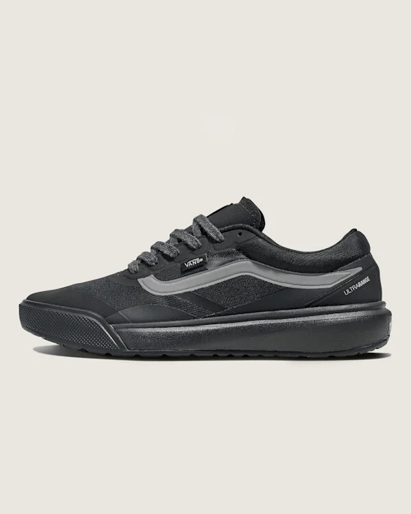 Vans UltraRange 2.0 Shoes (Black) - 3.5 Boys / 5.0 Women