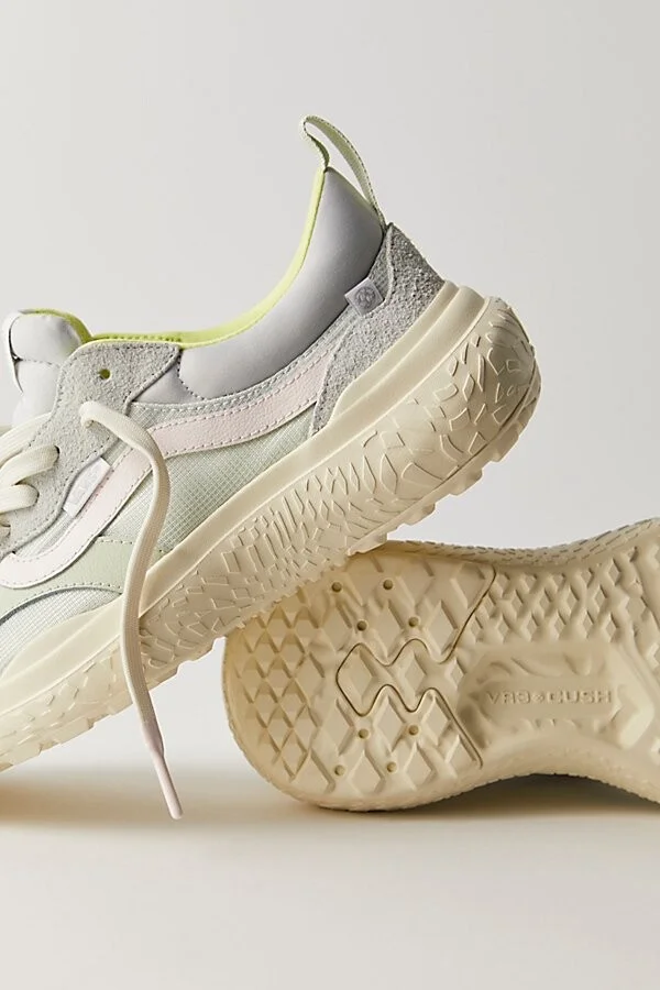 Vans UltraRange Neo VR3 Sneakers - Image 2