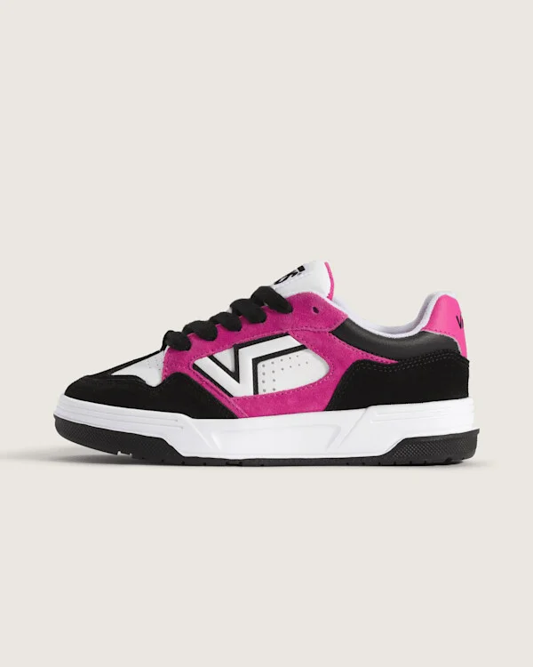 Vans Upland Shoes (Black / Pink) - 3.5 Boys 5.0 Women