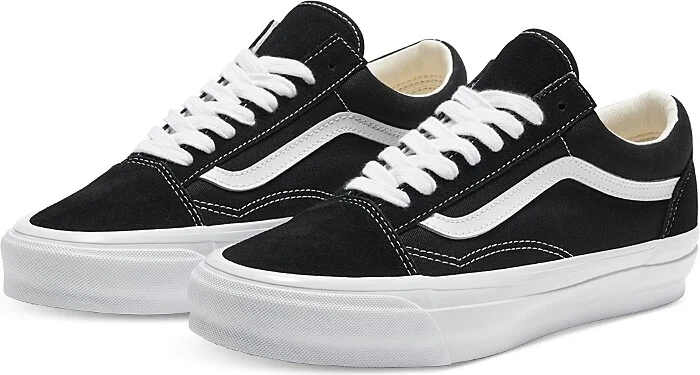 Vans Women's Old Skool Low Top Sneakers