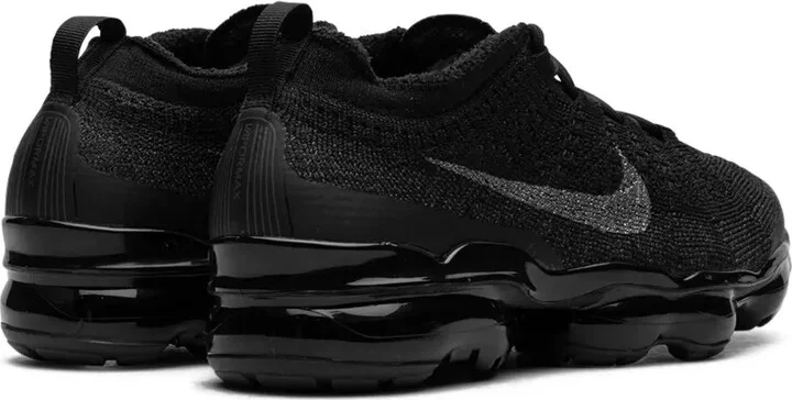 Vapormax 2023 Flyknit sneakers - Image 3