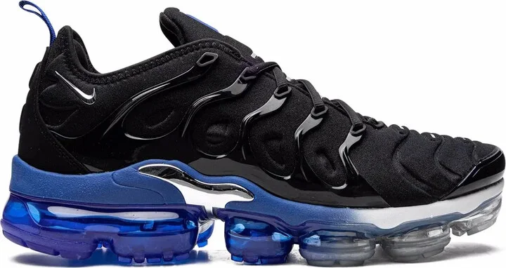 Vapormax Plus low-top sneakers
