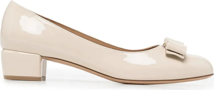 Vara 1 bow pumps