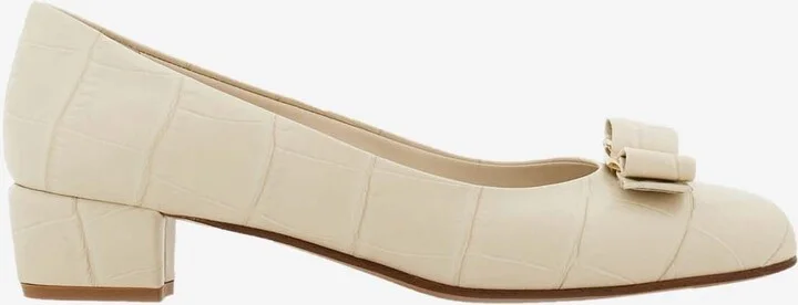 Vara 30 Croc-Embossed Leather Pumps