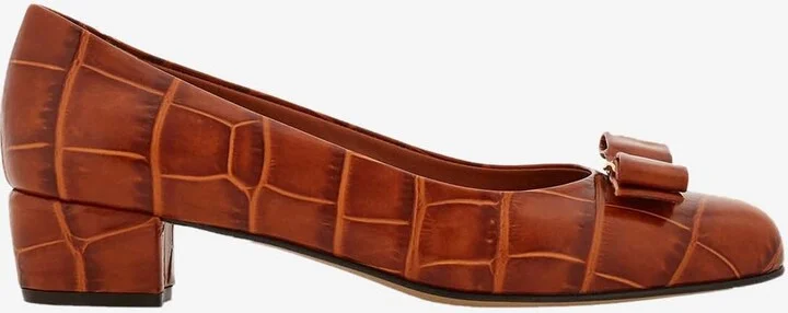 Vara 30 Croc-Embossed Leather Pumps